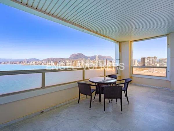 Venta de piso en Calle Alcalde Manuel Catalán Chana, 24, Benidorm
 photo 1