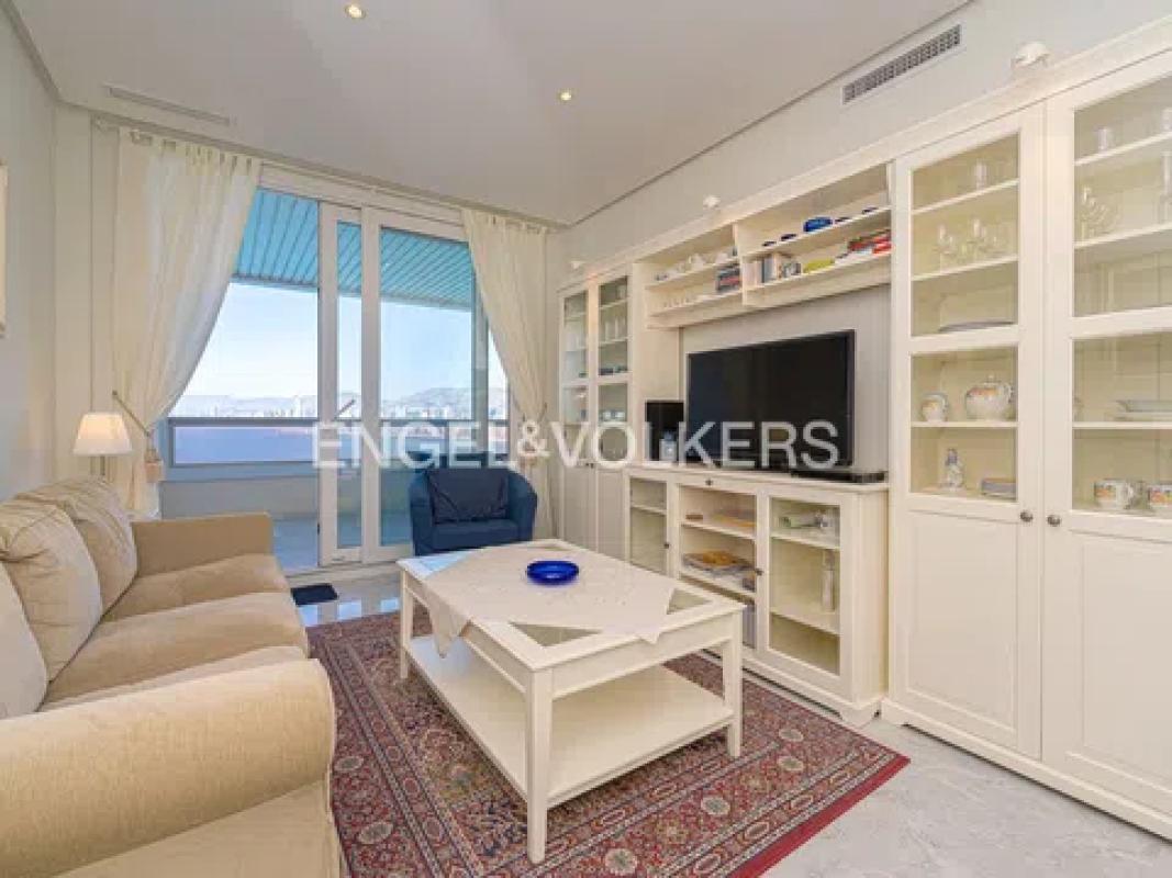 Sale of apartment in Calle Alcalde Manuel Catalán Chana, 24, Benidorm
 photo 2