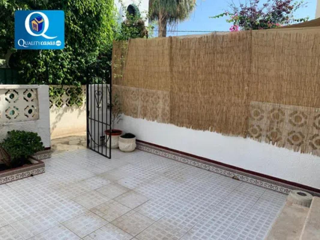 Venta de chalet independiente en Pueblo Español - Coveta Fumá, El Campello
photo 1