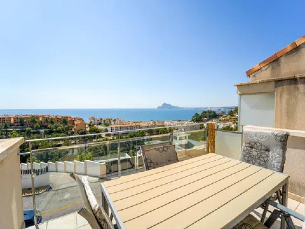 Sale of apartment in Calle Babor-mascarat, 1 P, Altea
photo 1