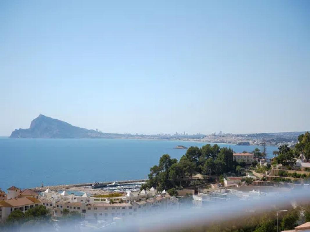 Sale of apartment in Calle Babor-mascarat, 1 P, Altea
photo 2