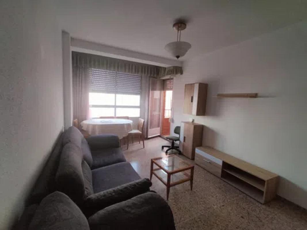Продажа квартиры на Calle de la Gelela s/n, Вильена
photo 1