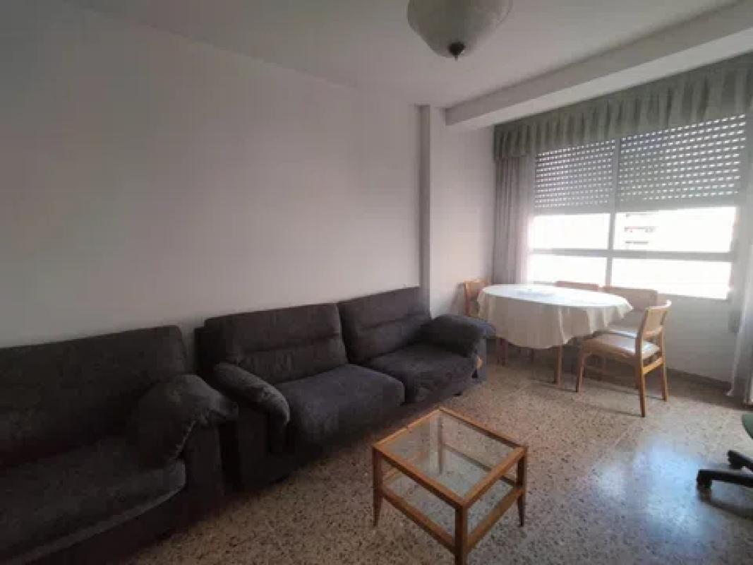 Продажа квартиры на Calle de la Gelela s/n, Вильена
photo 3