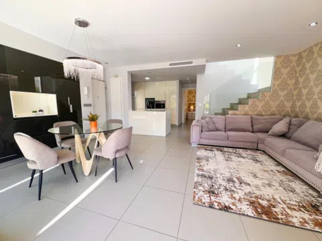 Venta de chalet independiente en Avenida del Salvador, 55, Rojales
photo 4