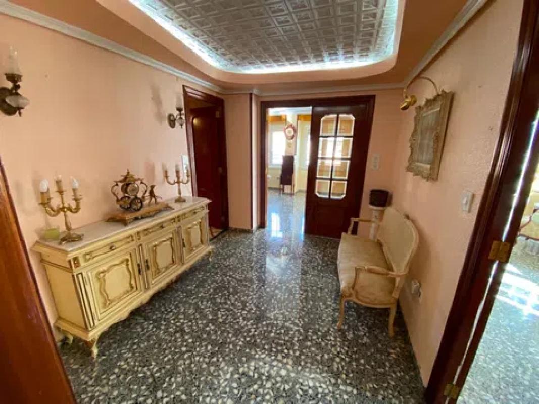 Sale of apartment in Calle Gran Vía, Sax
photo 2