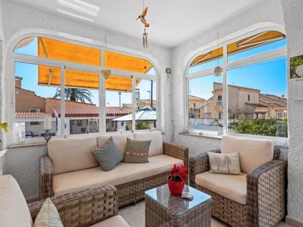 Casa independiente en calle Sorolla, 60 thumbnail 1