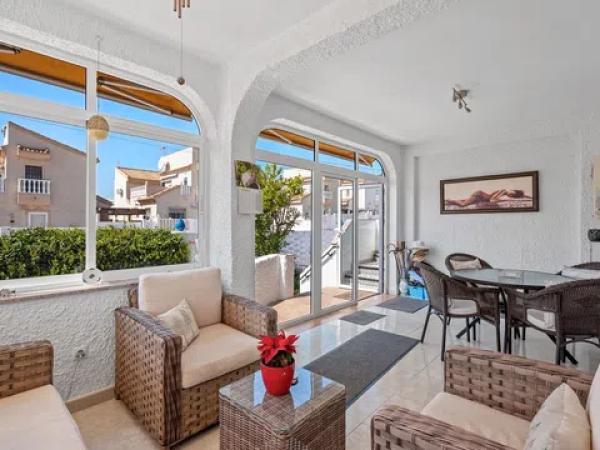 Casa independiente en calle Sorolla, 60 thumbnail 2
