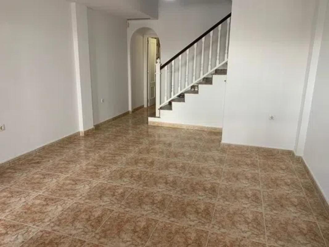 Venta de chalet adosado en  Barrio La Ciñuelica - Villa Rosa , Orihuela photo 5