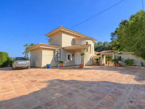 Chalet independiente en venta en Pinar de Advocat-Cometa, Moraira
 photo 4