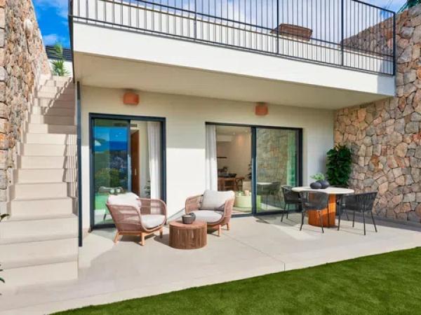 Sale of flat in Calle de Sa Punta Blanca s/n, Andratx
photo 1