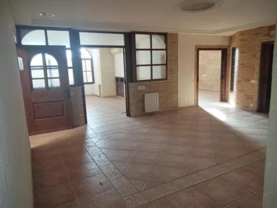 Propiedades en venta y alquiler en España photo 4