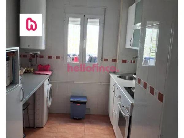 Продажа квартиры на Calle Pintor Antonio Amorós, Аликанте / Алакант
 photo 2