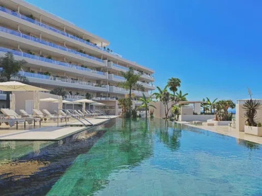 Sale of apartment in Avenida Adeje, 300, Adeje
photo 1