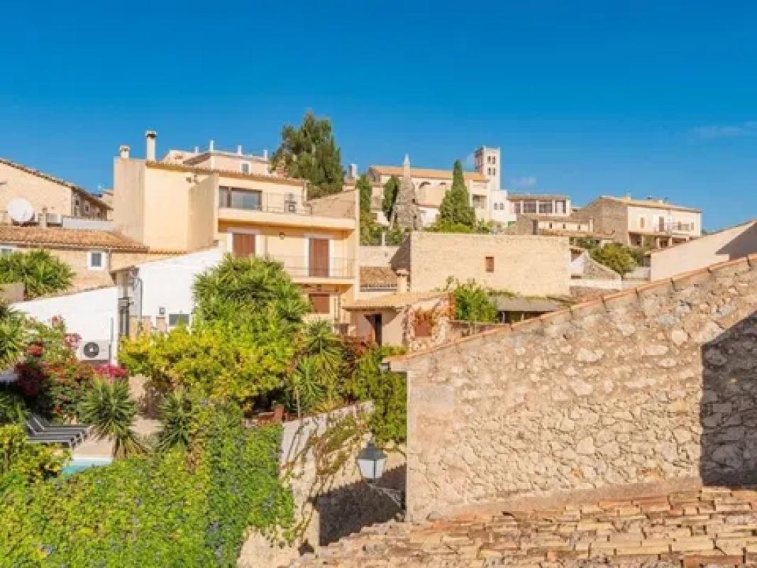 Properties for sale and rent in Spain photo 5