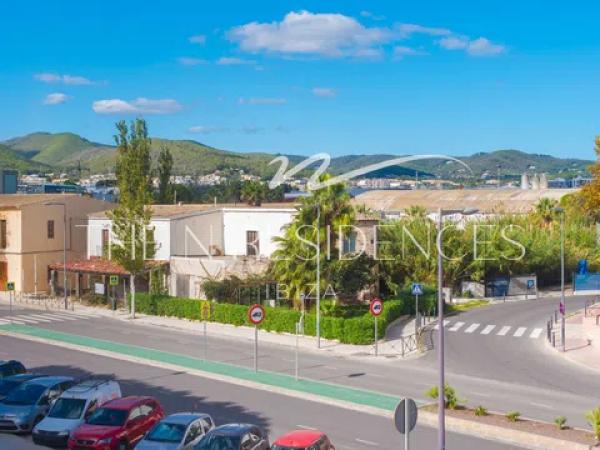 Sprzedaż mieszkania w Avenida 8 de agosto, 12, Ibiza
 photo 1