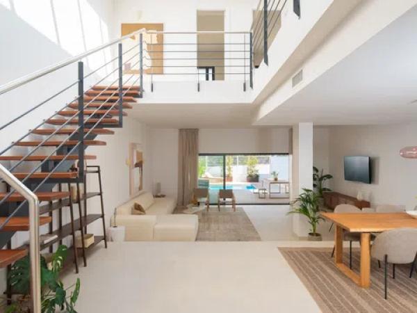 Chalet adosado en Calle Torrent-6 thumbnail 1