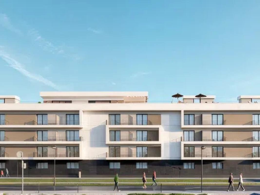 Venta de piso en Paseo Tierno Galván & Chamarin, 1, Coria del Río
photo 2