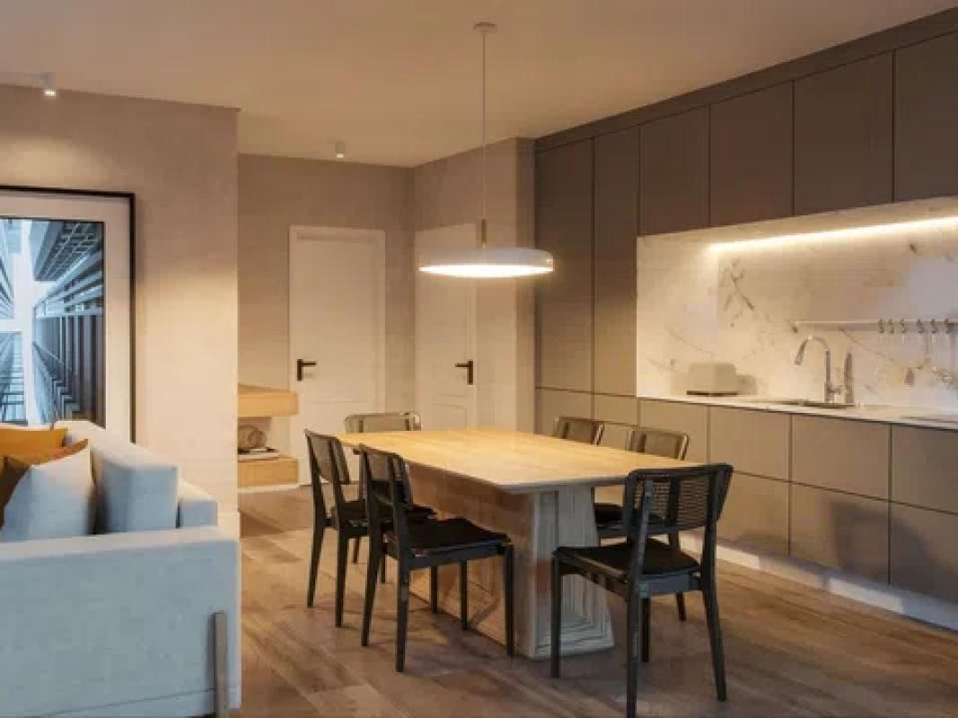 Venta de piso en Paseo Tierno Galván & Chamarin, 1, Coria del Río
photo 3
