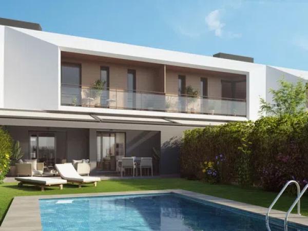 Chalet independiente en venta en Calle Fiyi, Sevilla
photo 1
