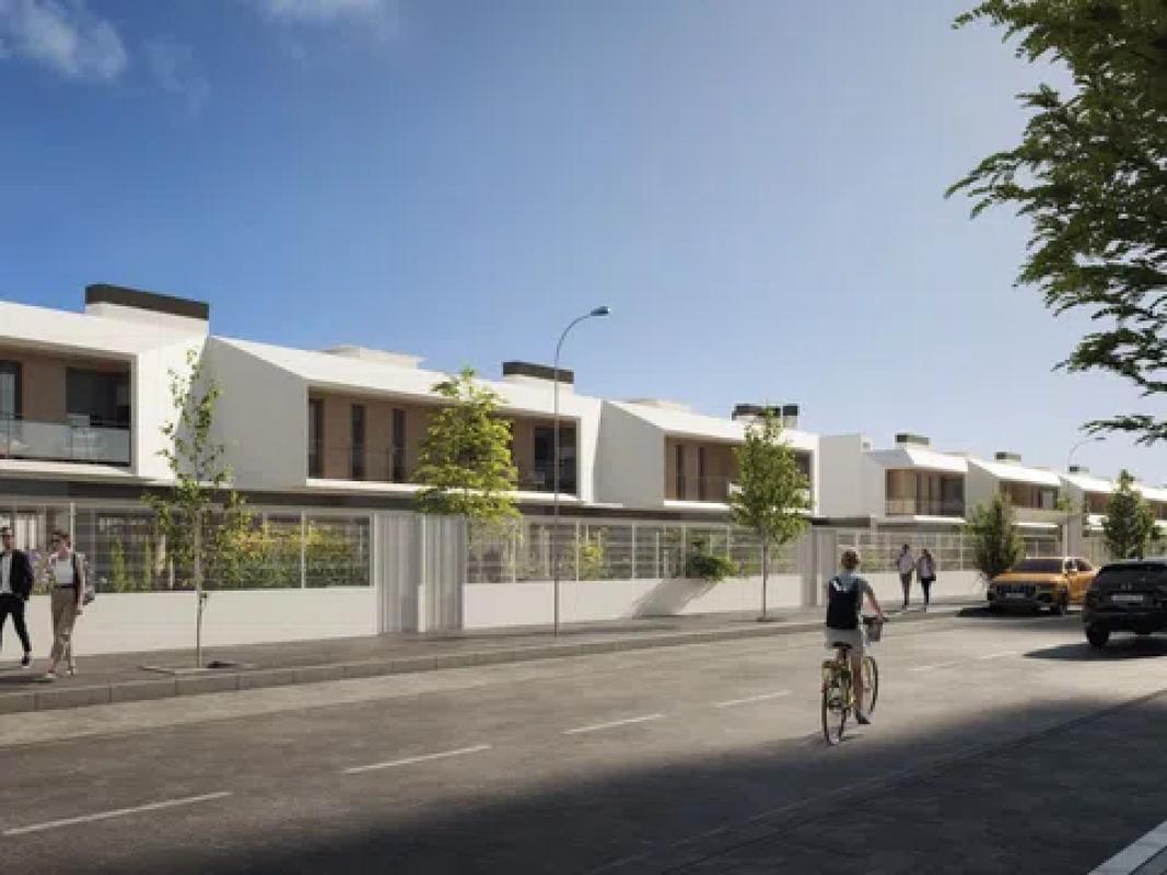 Venta de chalet independiente en Calle Fiyi, Sevilla
 photo 4