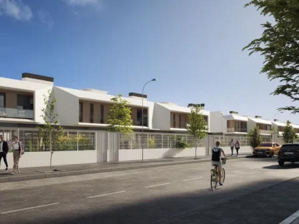 Chalet independiente en venta en Calle Fiyi, Sevilla
 photo 4