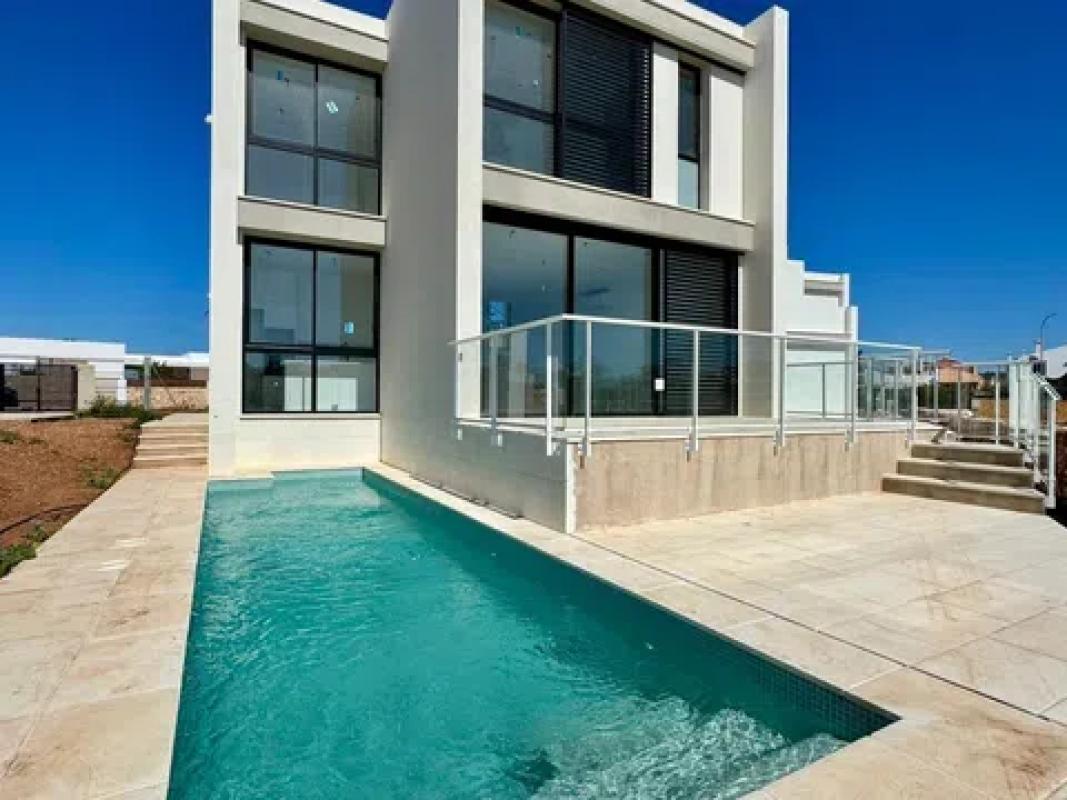 Venta de chalet independiente en Avenida d'es Pont d'en Gil s/n, Ciutadella de Menorca
photo 2