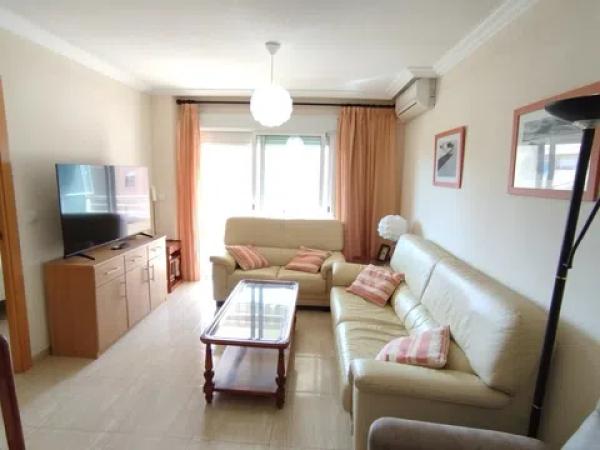 Sale of flat in Avenida de Germanies, El Campello
photo 1