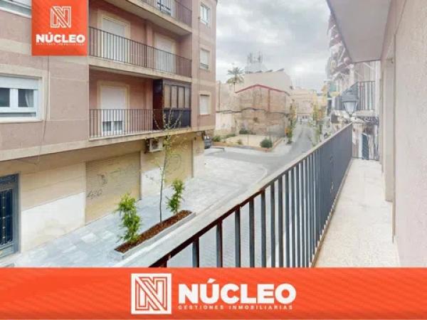 Sale of flat in Calle de la Mare de Déu de l'Assumpció, Elche / Elx
photo 1