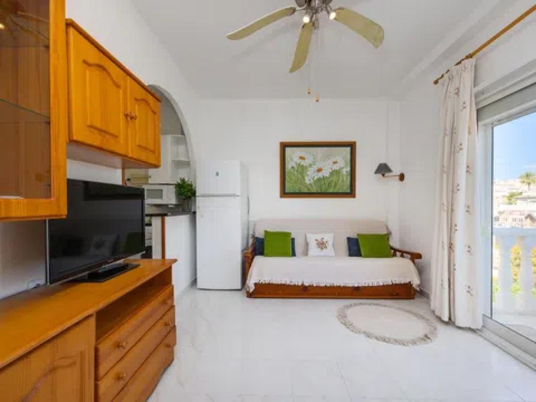Venta de piso en Calle Picos de Europa, Orihuela
 photo 3