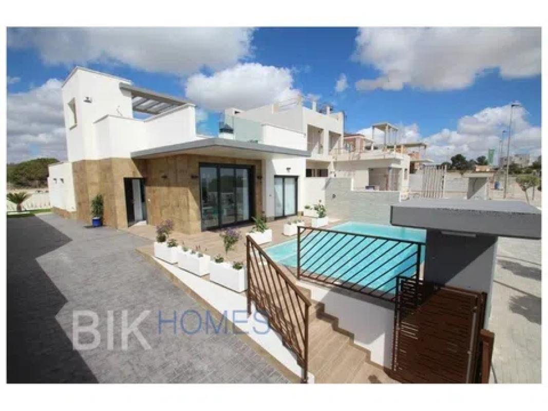 Properties for sale and rent in Spain photo 2