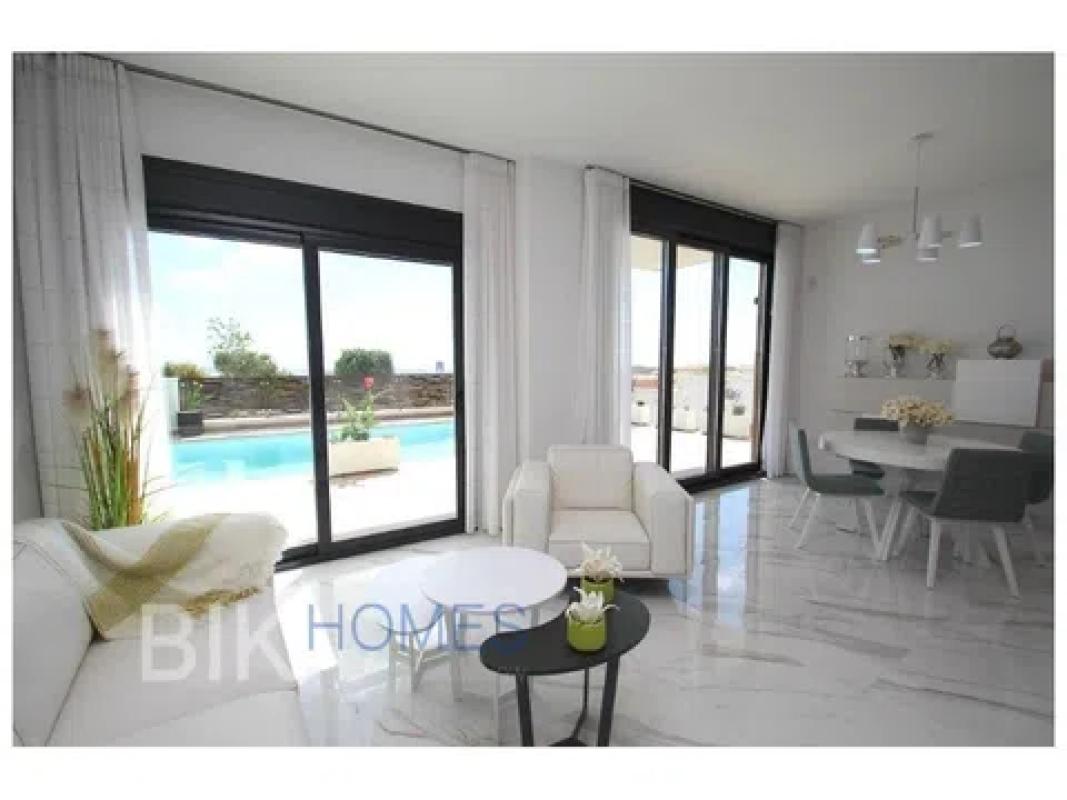 Properties for sale and rent in Spain photo 4