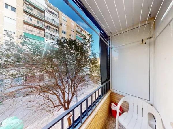 Продажа квартиры на Calle Sidi-Ifni s/n, Аликанте / Алакант
 photo 3