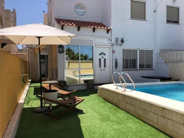 Chalet adosado photo 2