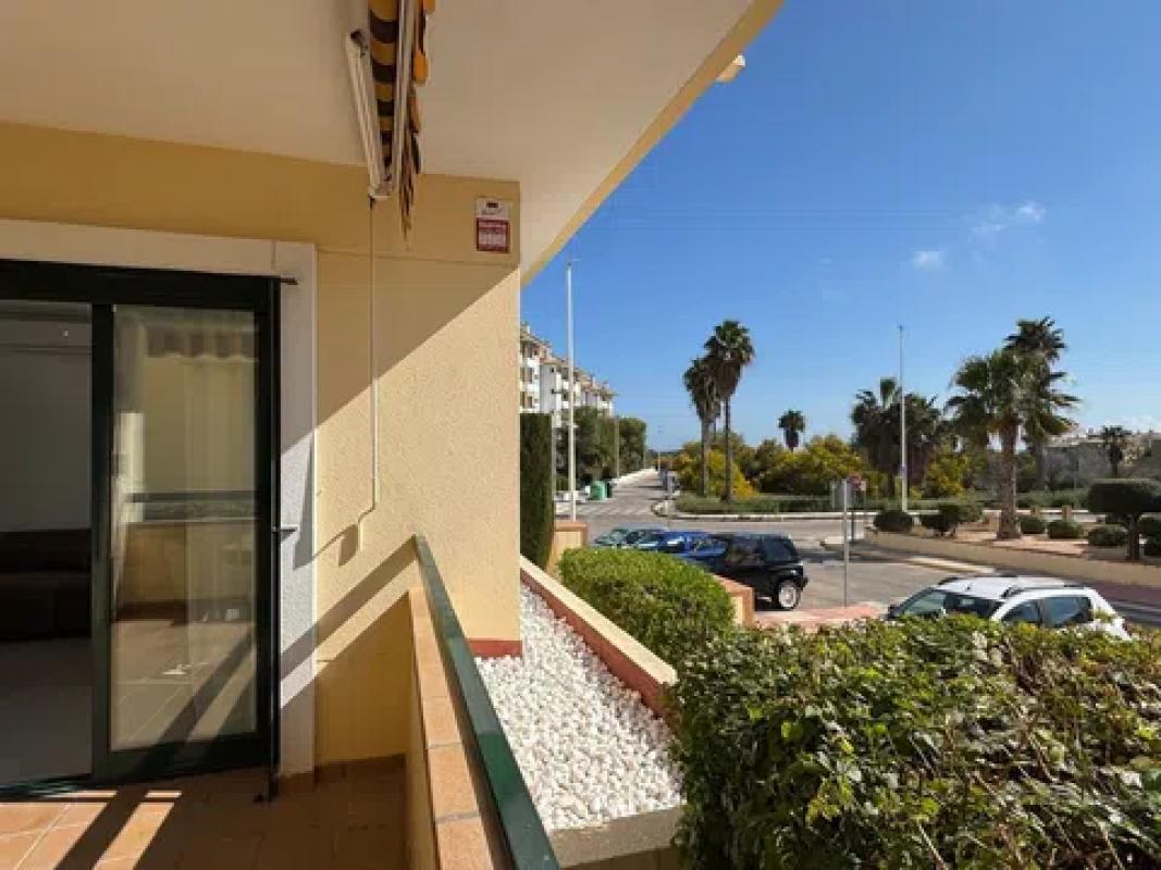 Venta de piso en Calle Soria, 6, Orihuela
photo 1