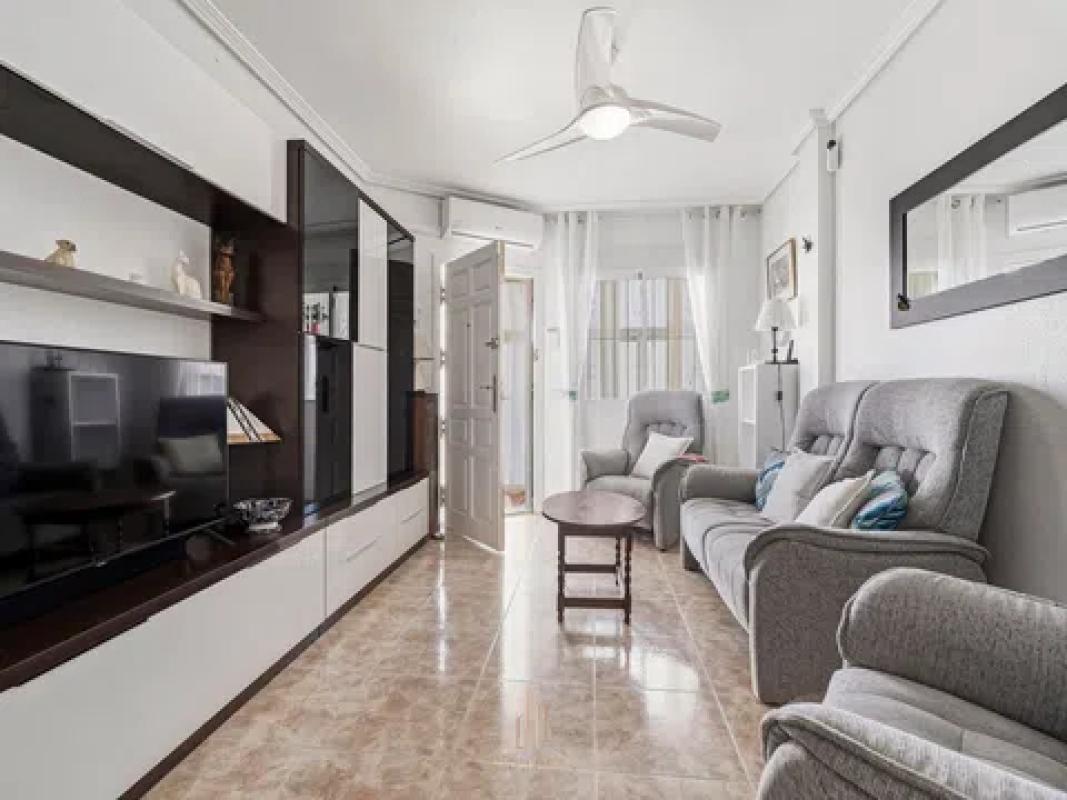 Venta de piso en Calle Lope de Vega, Orihuela
 photo 2