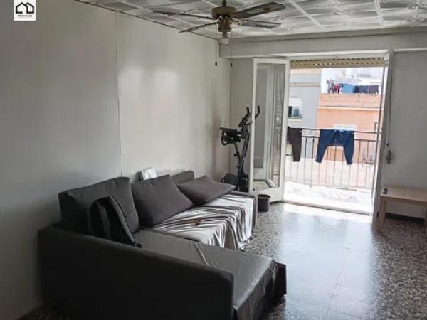 Venta de piso en Barrio Carrús Este, Elche / Elx
photo 1