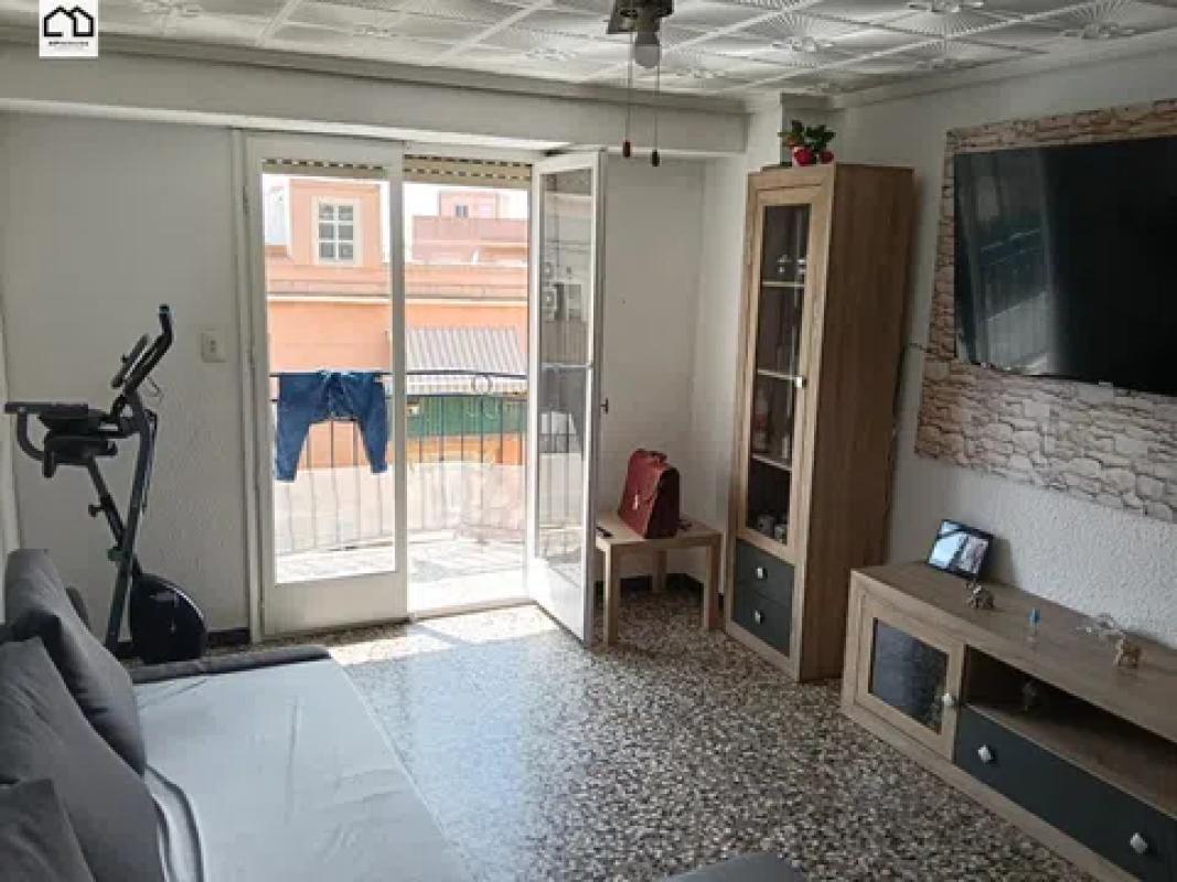 Venta de piso en Barrio Carrús Este, Elche / Elx
 photo 2