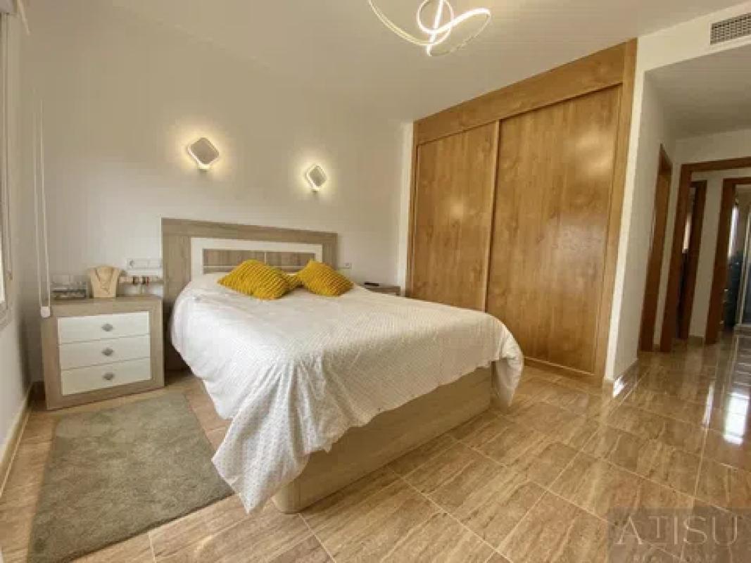Продажа отдельного шале в  Urbanització Pla Roig I, 43 A, Кальпе photo 4
