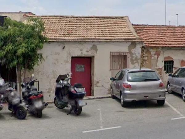 Chalet adosado en calle Joaquín Martínez Maciá photo 1