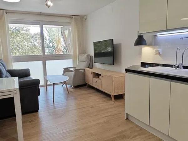 Sale of flat in Barrio Playa de San Juan, Alicante
thumbnail 1