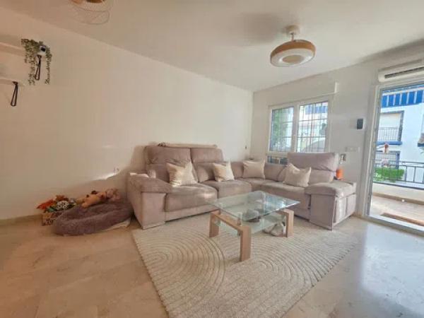 Sale of flat in Calle Canal de La Mancha, 22, Orihuela
 photo 2
