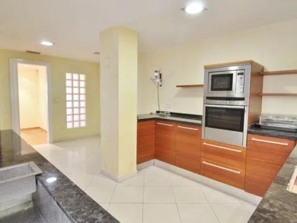 Sale of flat in Barrio Ensanche-Diputación, Alicante
photo 1