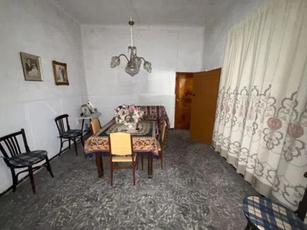 Casa independiente en calle José Cánovas, 35 thumbnail 2