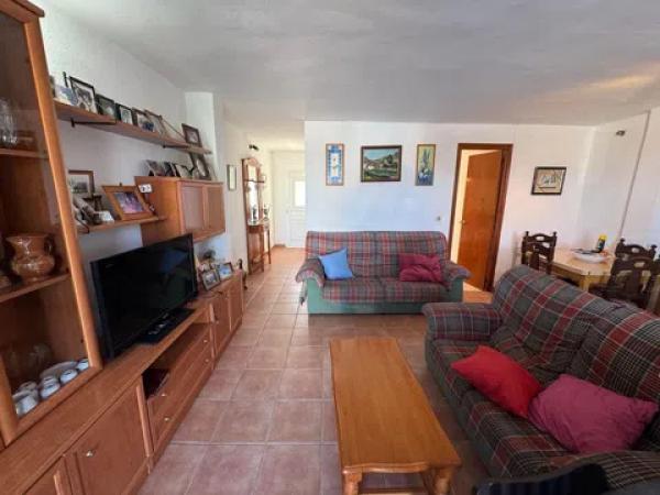 Chalet adosado photo 3