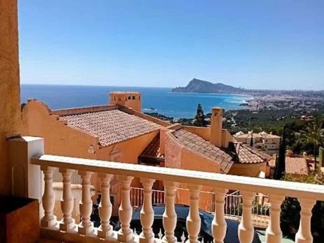 Sprzedaż niezależnego domku jednorodzinnego w Altea Hills, Altea photo 1