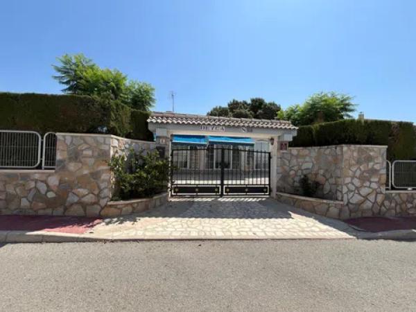 Casa independiente en Urbanización Pisnella s/n photo 1