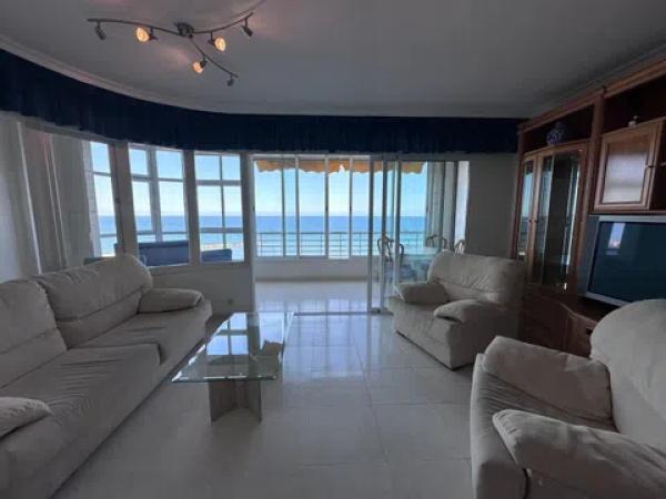 Sale of flat in Barrio Raval Roig-Virgen del Socorro, Alicante
 photo 1
