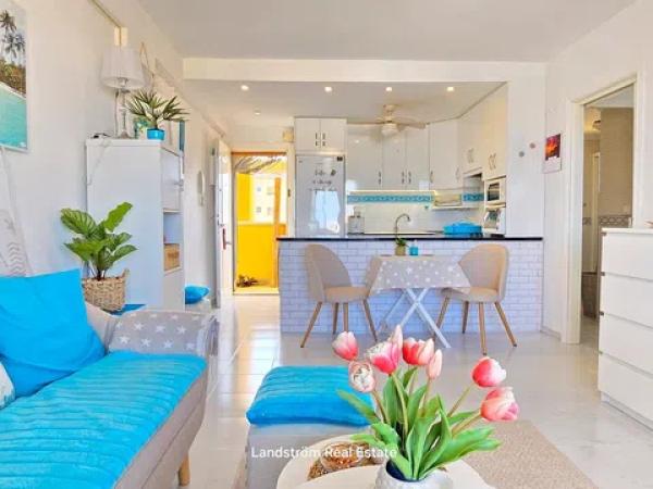 Venta de piso en Avenida Suiza, 4 A, Torrevieja
thumbnail 1