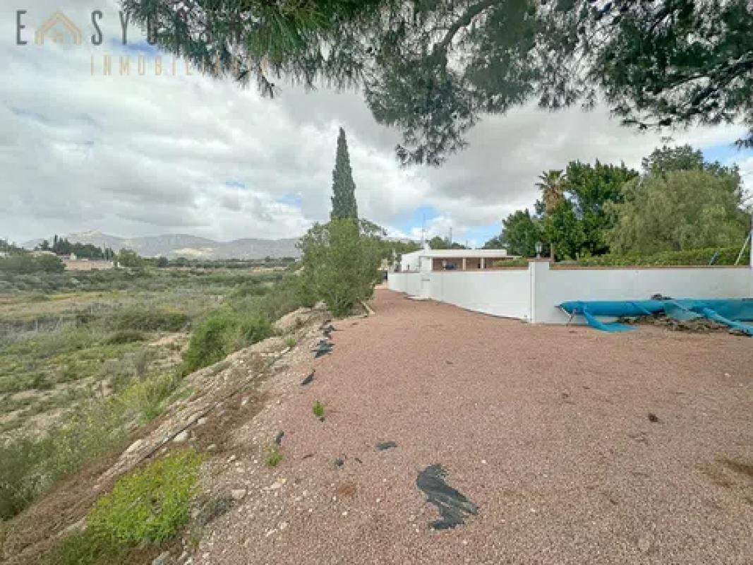 Sale of independent chalet in Partida del Campillo, Crevillente
 photo 3