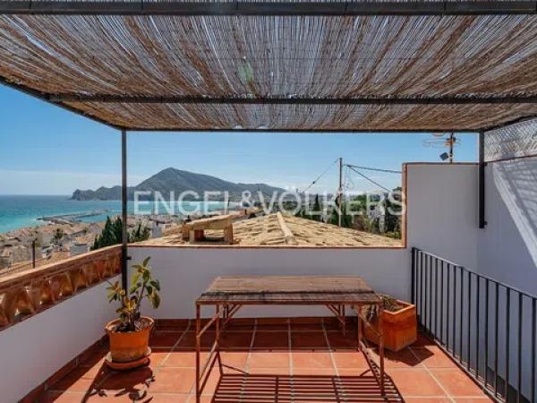 Casa de pueblo photo 2